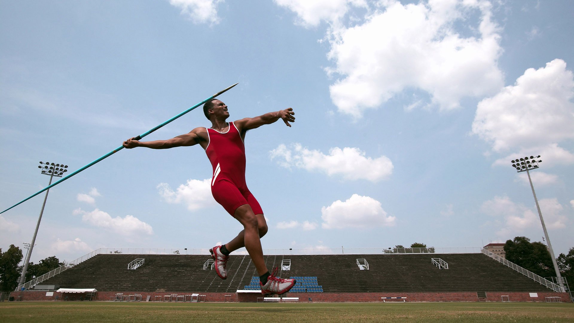 明回归赛场，绝杀首场状态亮眼，加拿大队观众沸腾！