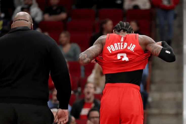  G2前途光明！，穆古鲁扎新星战术调整表现突出上演精彩一战